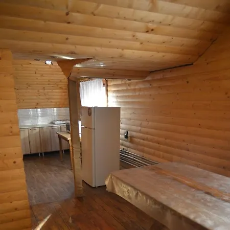 Karpatskiy Oberіg Гостевой дом *